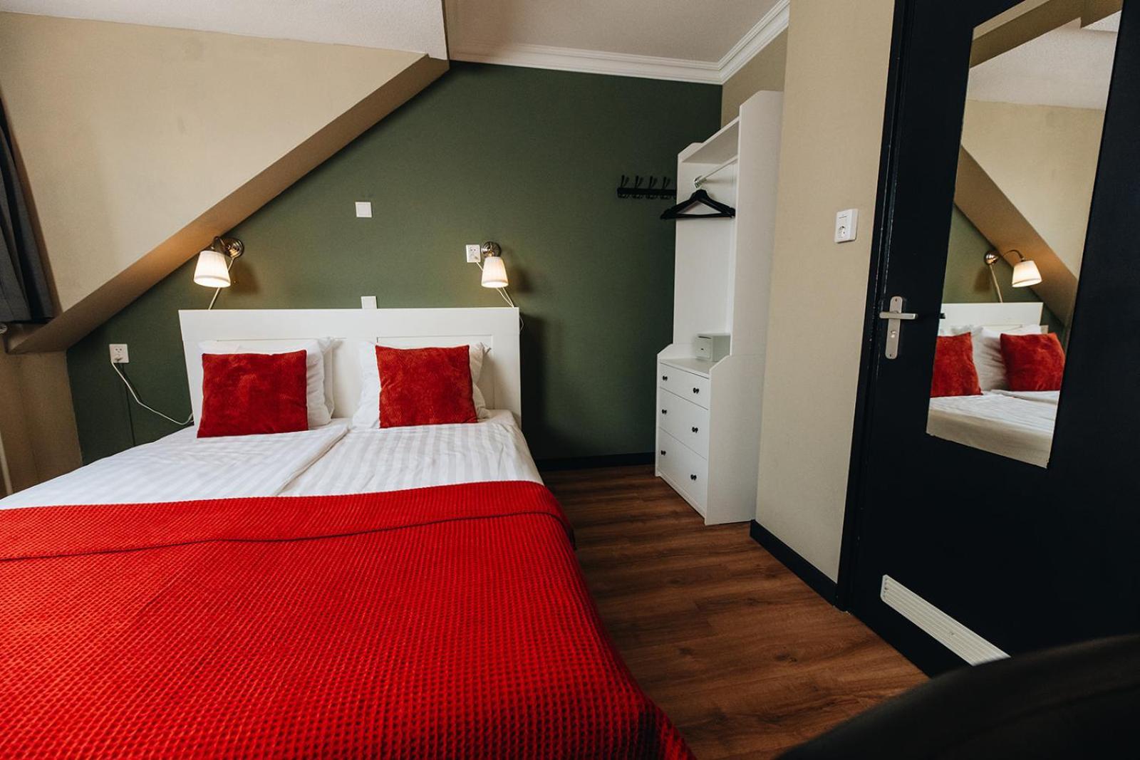 Hotel Renesse Hotel 3*